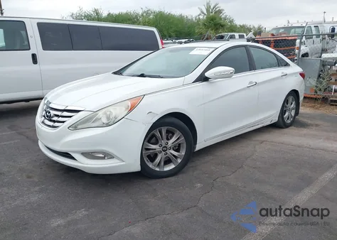 2011 Hyundai Sonata Limited z USA, uszkodzony, nr VIN 5NPEC4AC2BH204897